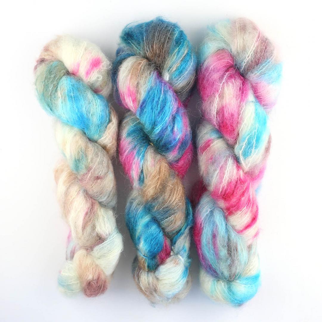 Cowgirl Blues Fluffy Mohair Farbverlauf handgefärbt yarn