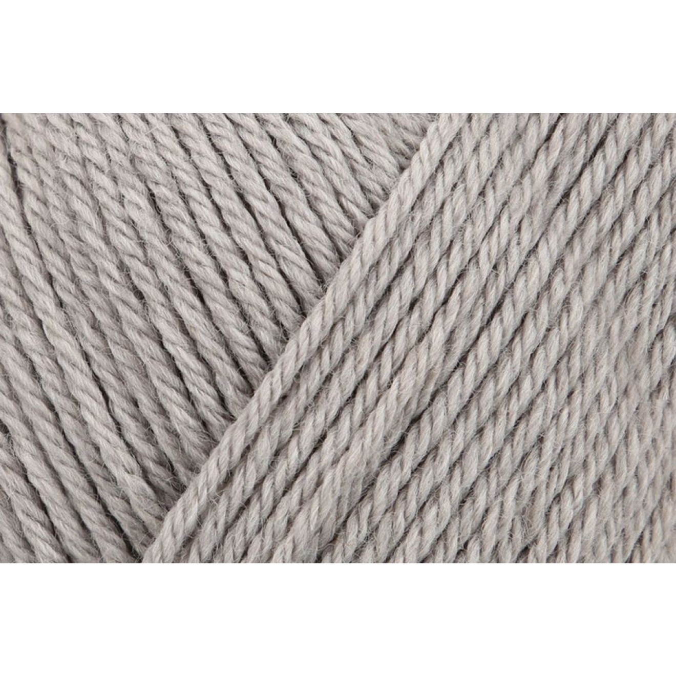 00090 light grey meliert