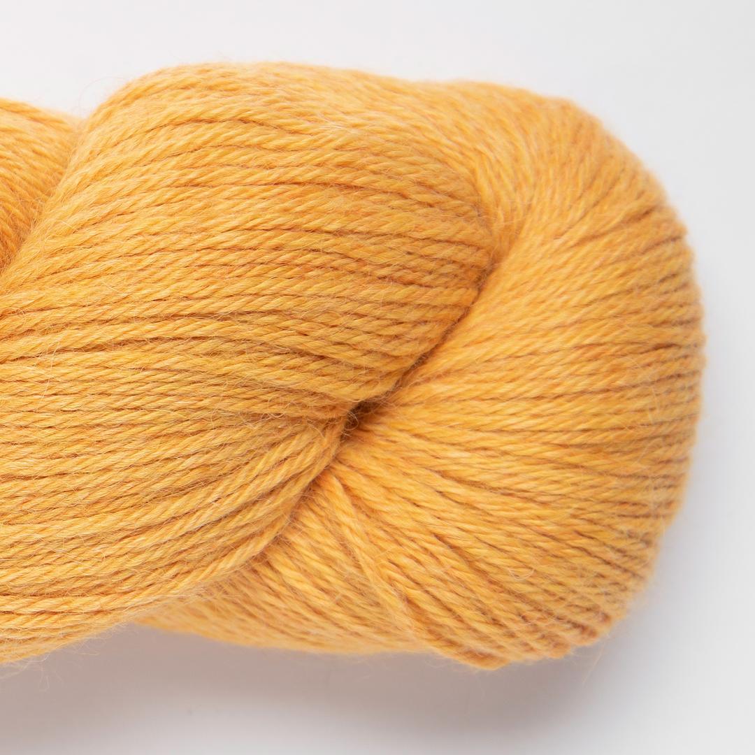 Amano Puna Babyalpaka RAS yarn