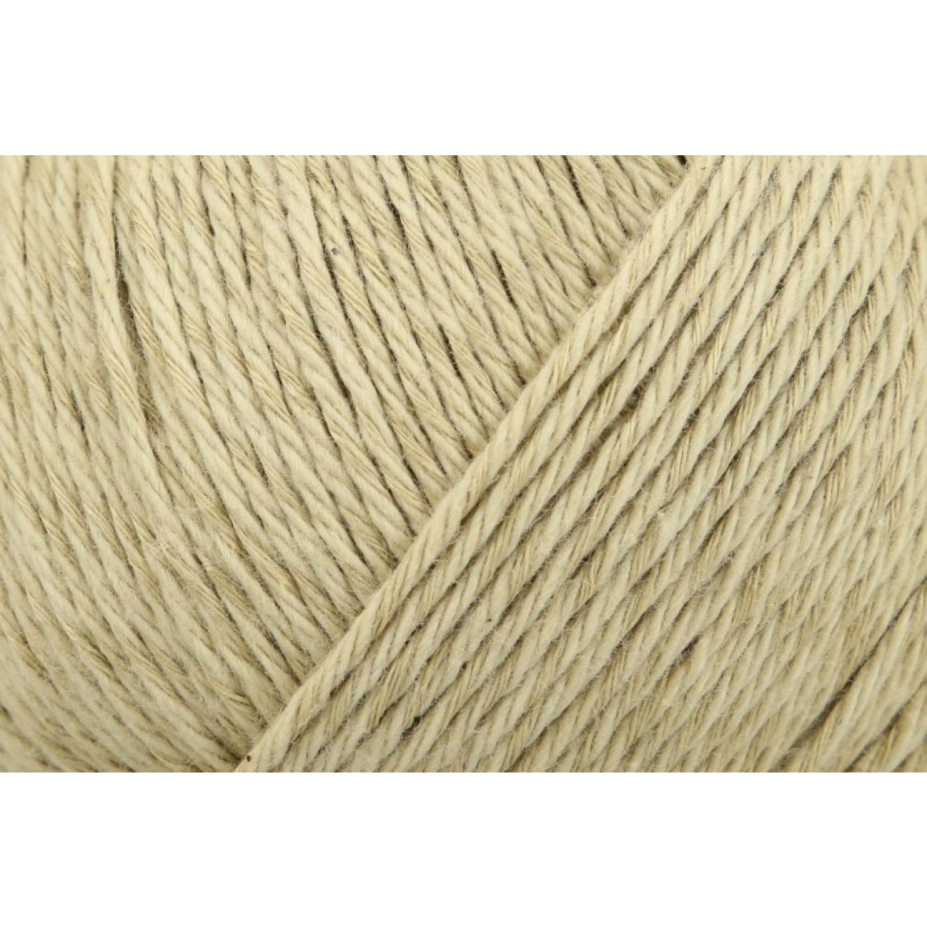 Anchor Cotton Linen colour 00026 pistachio