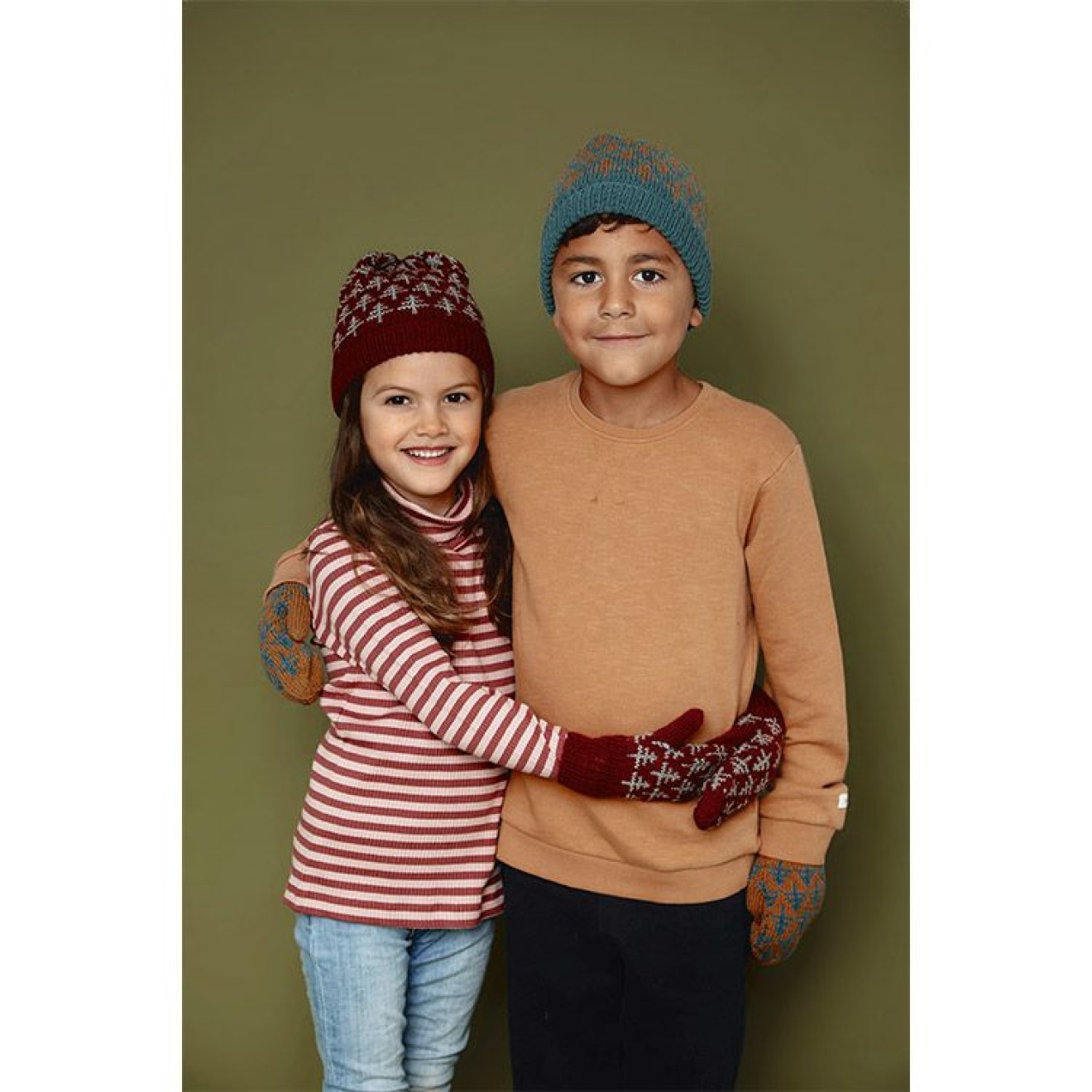 Sandnes Garn pattern booklet Cecilie Skog 3-3 TREES hat&mittens kids colour 01992 natural