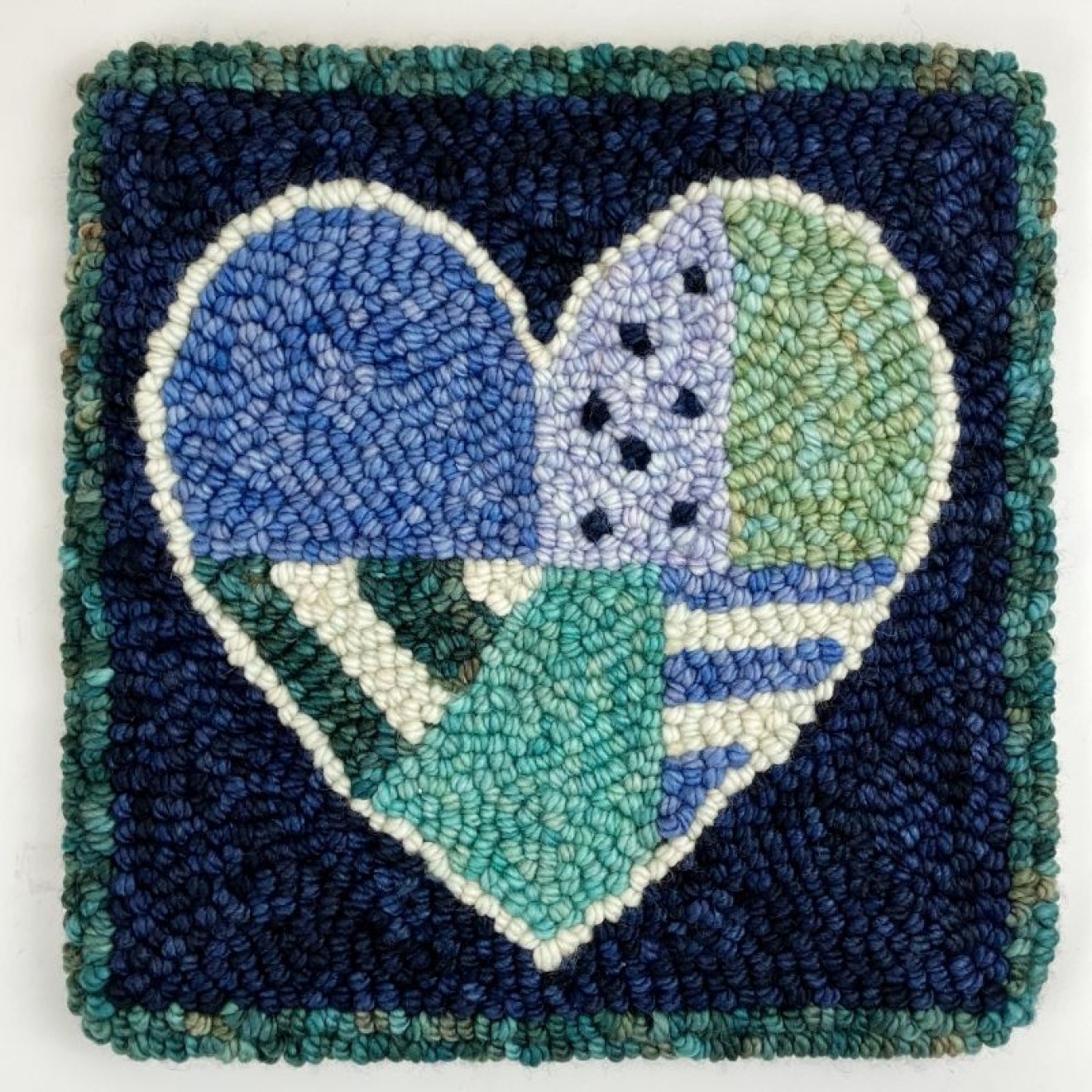 20,5x20,5 cm / Patchwork Heart blue