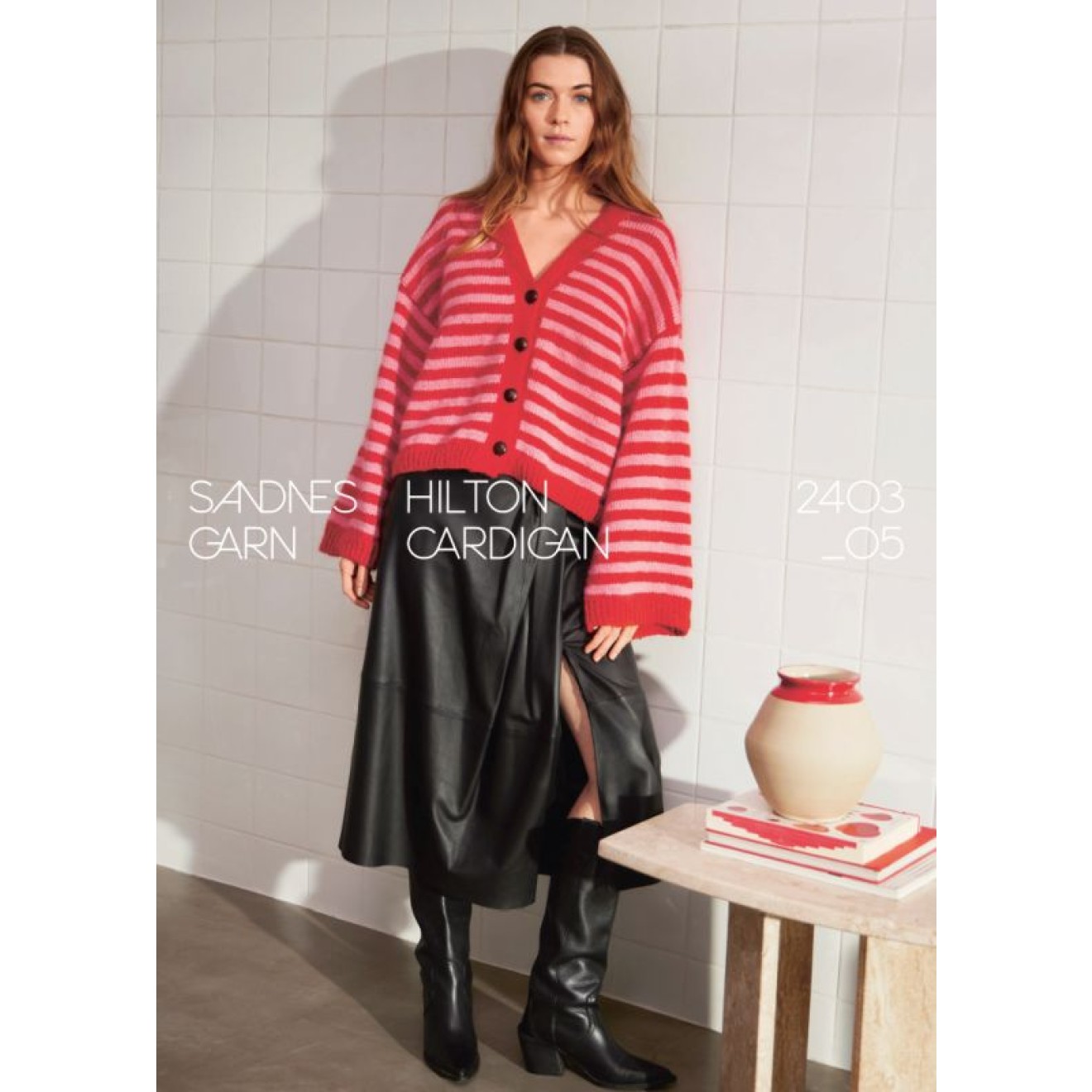 Sandnes Garn pattern booklet 2403 DIY colour Variant (191-9042403-000005)