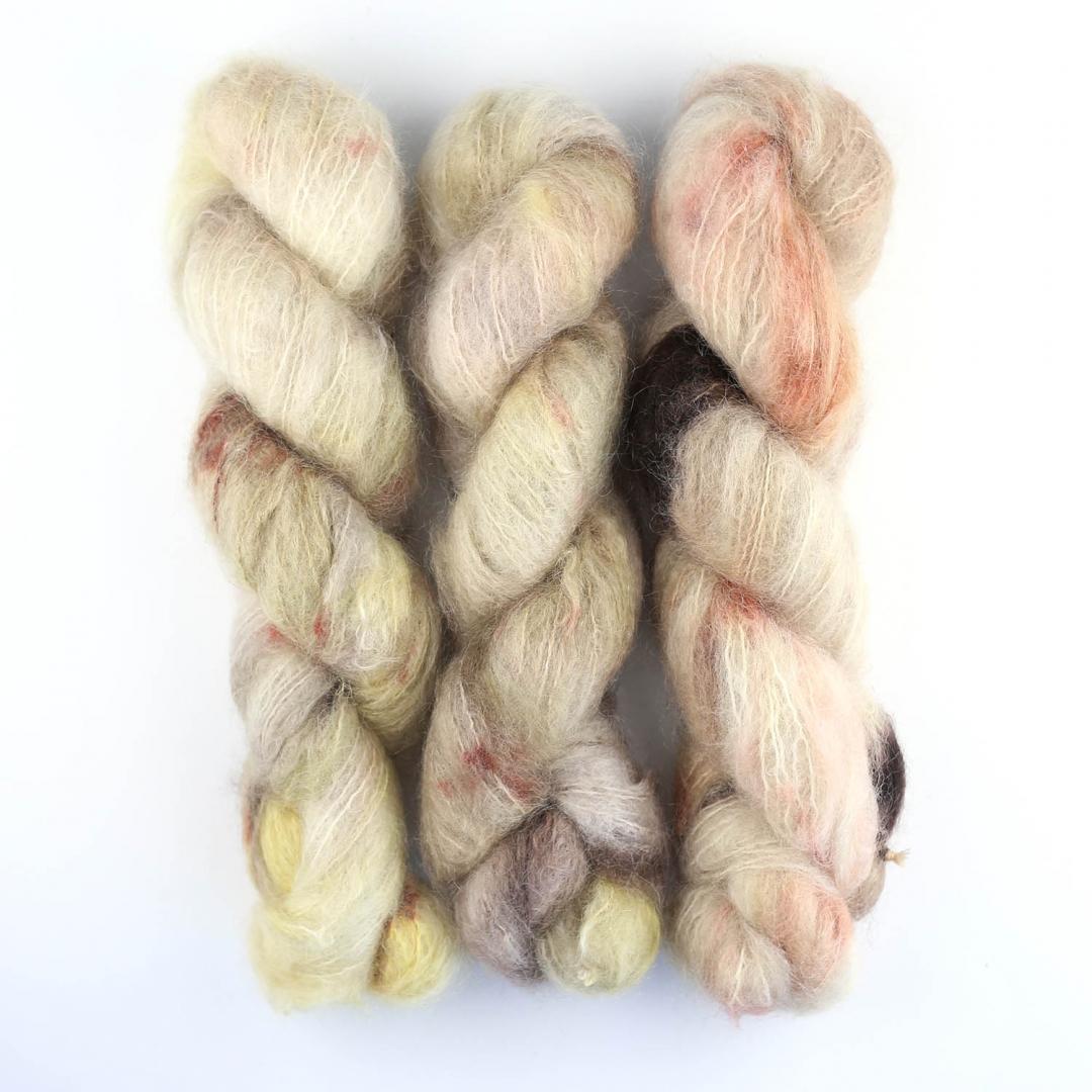 Cowgirl Blues Fluffy Mohair Farbverlauf handgefärbt yarn