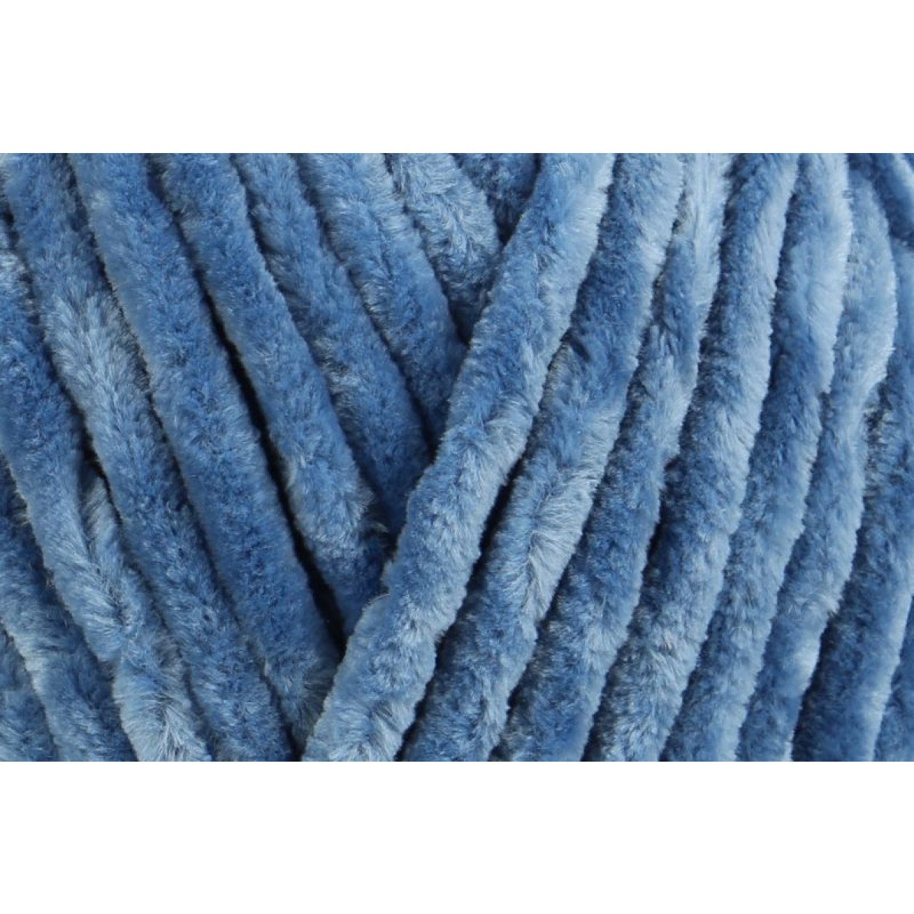 Schachenmayr Luxury Velvet colour 00052 dolphin