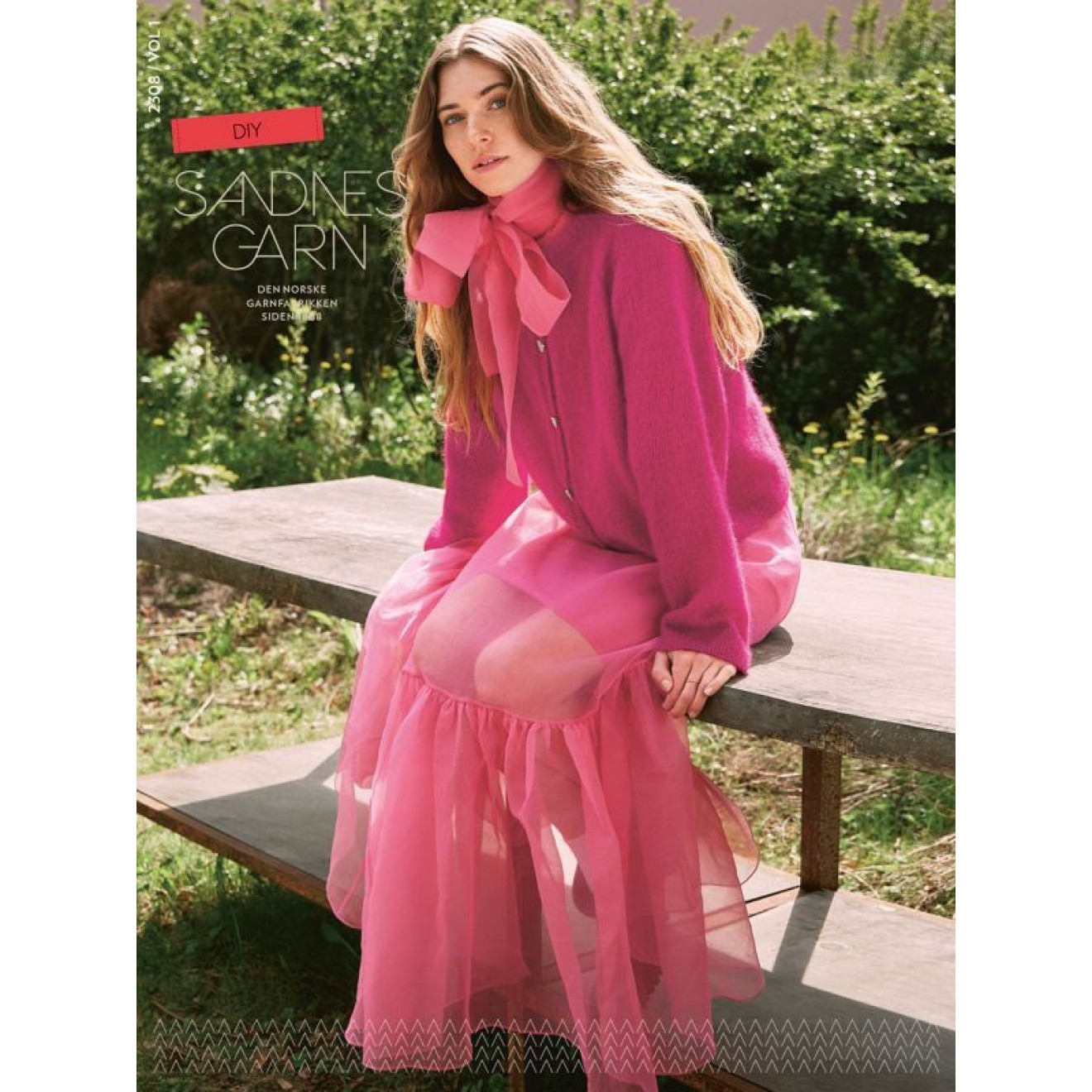 Sandnes Garn pattern booklet 2308 Do it yourself - English colour 01992 natural