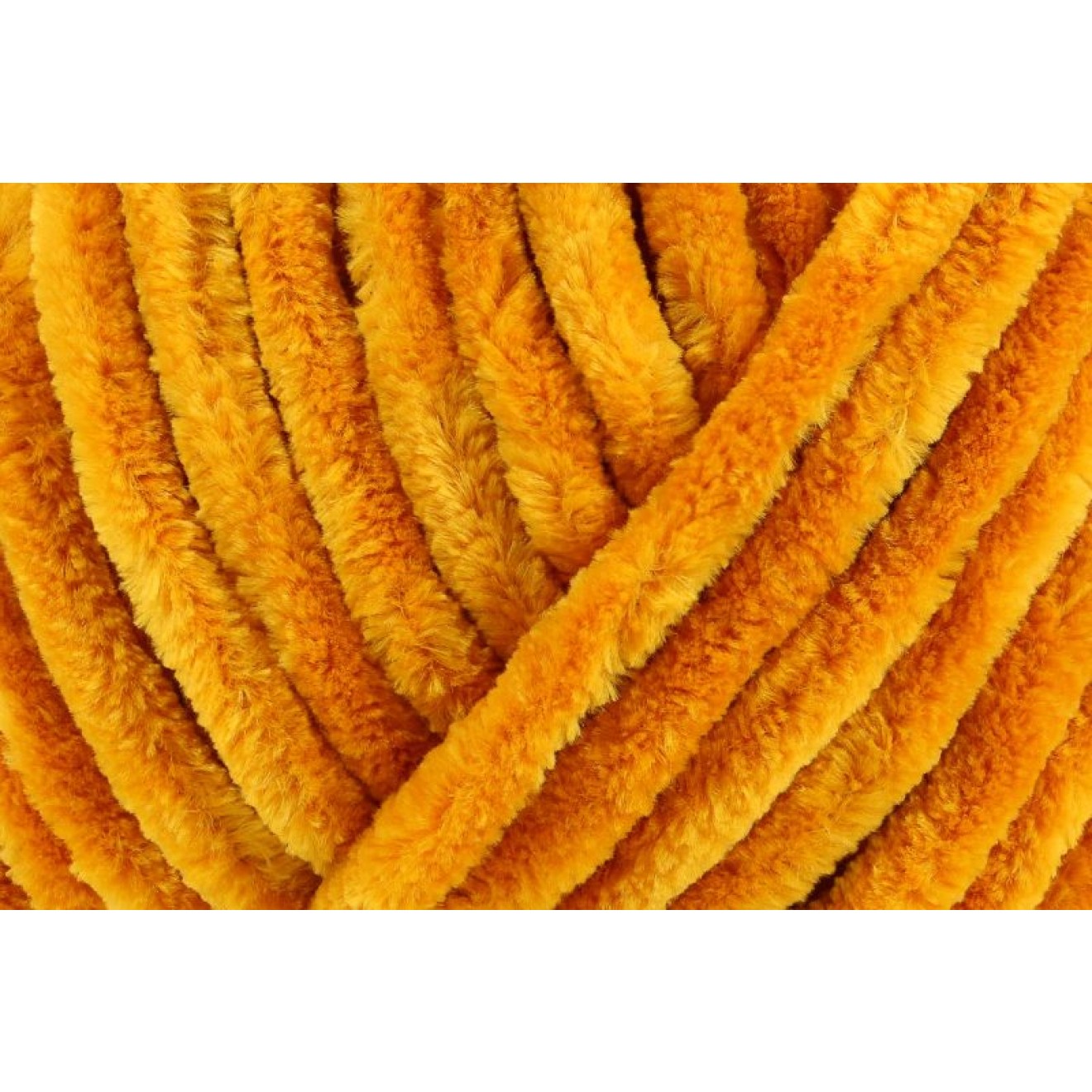 Schachenmayr Luxury Velvet colour 00022 bee