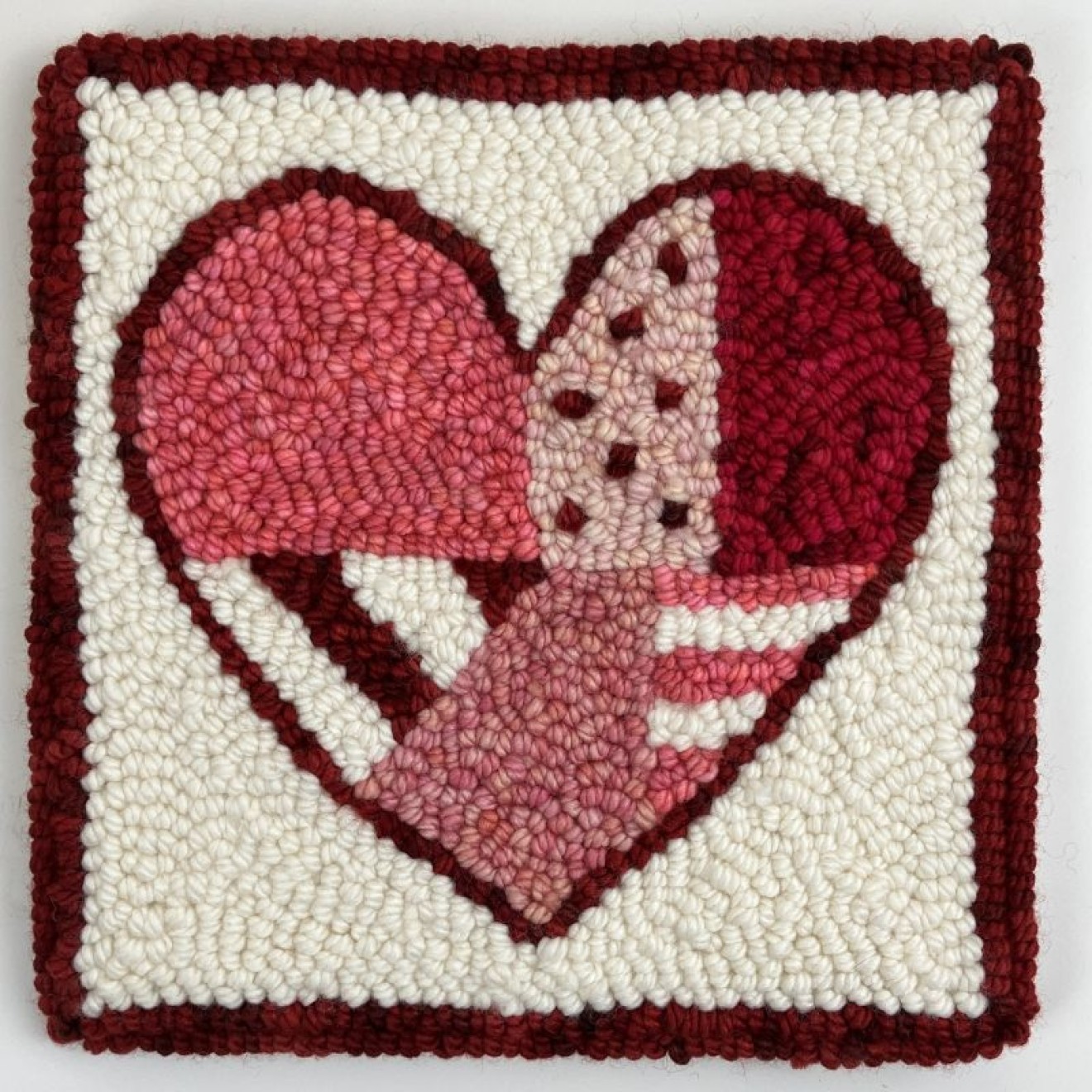 20,5x20,5 cm / Patchwork Heart red