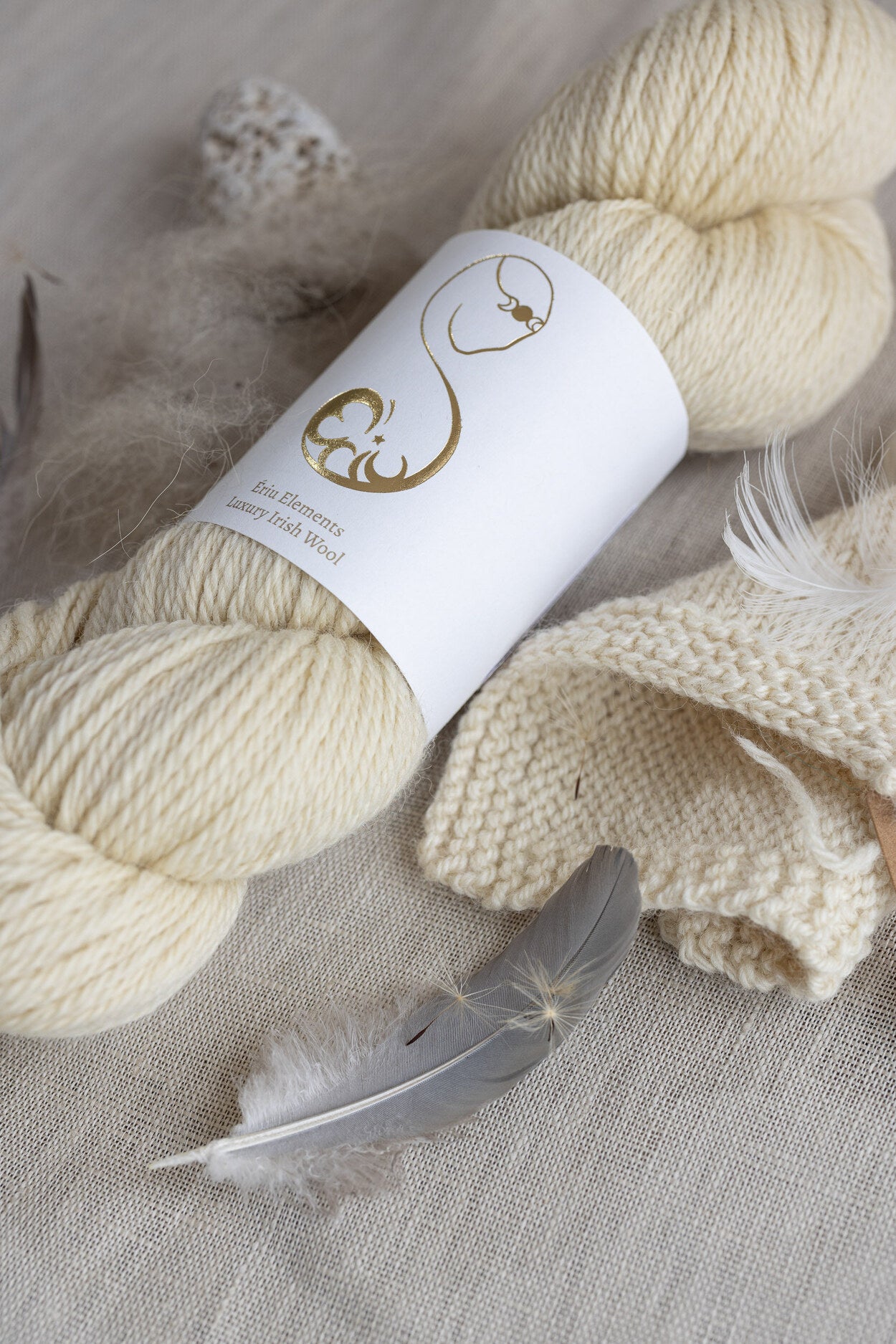 Eriu Elements DK Hank