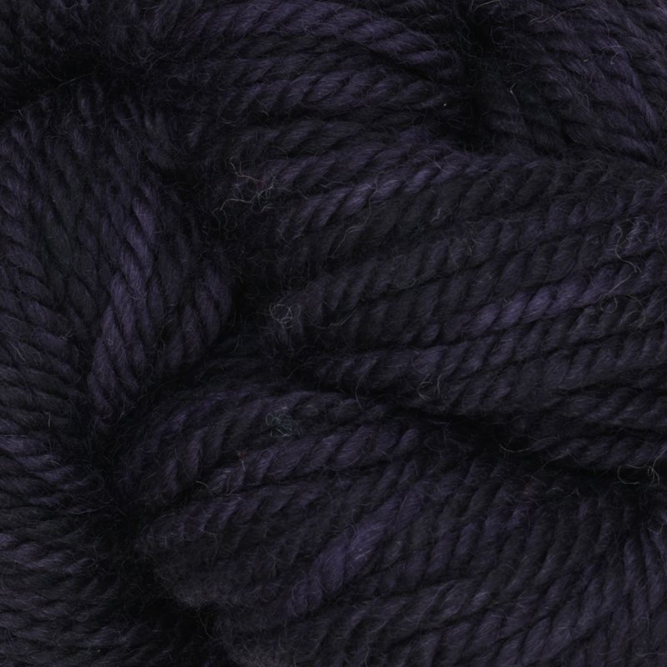 The Oxford Company Violet Jane Teppichgarn color colour col. Blackberry