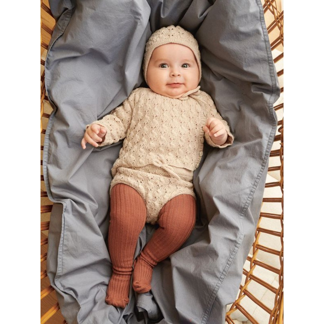 Sandnes Garn pattern booklet 2413 Myk Start colour Variant (191-9042413-000002)