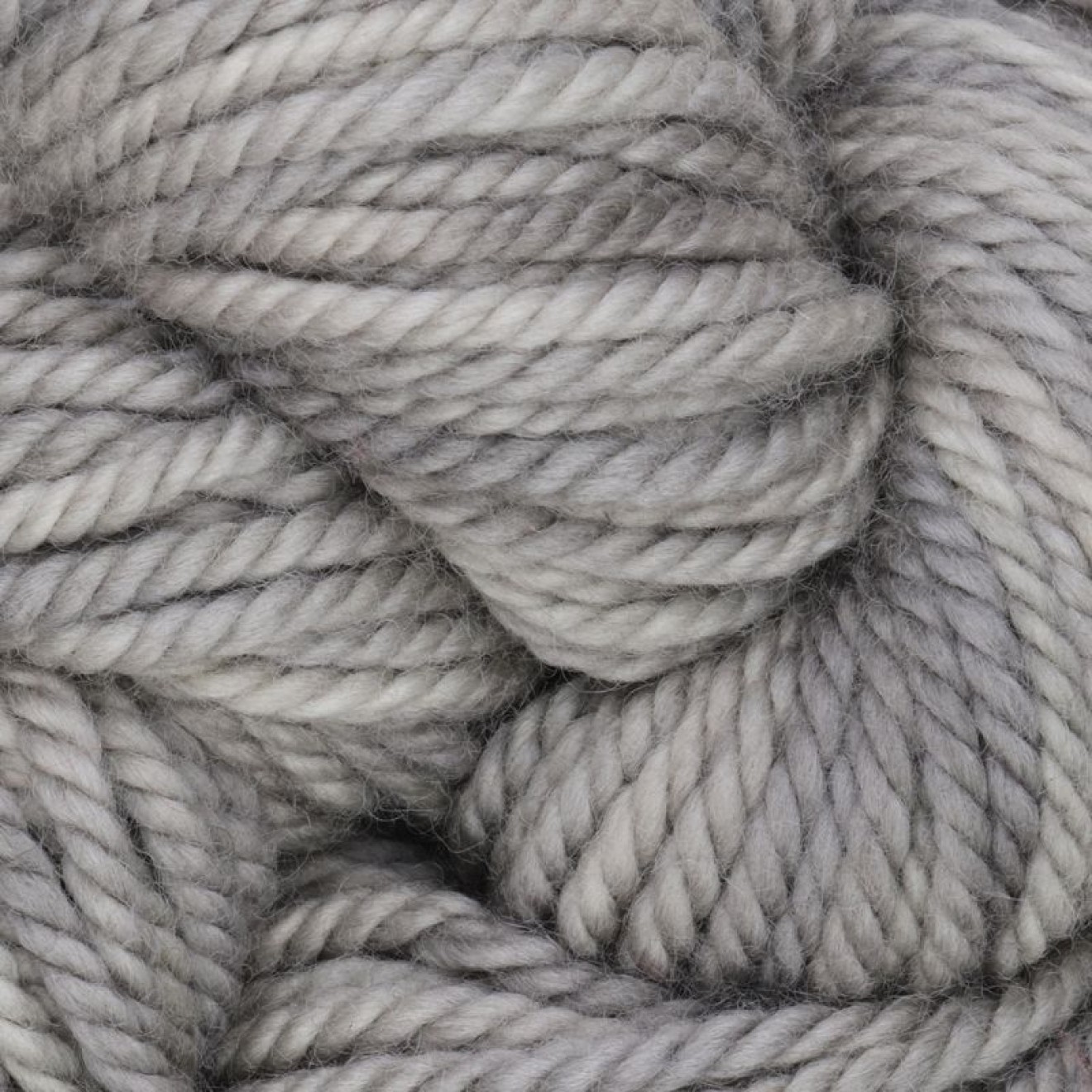 The Oxford Company Violet Jane Teppichgarn color colour col. Not Even a Mouse