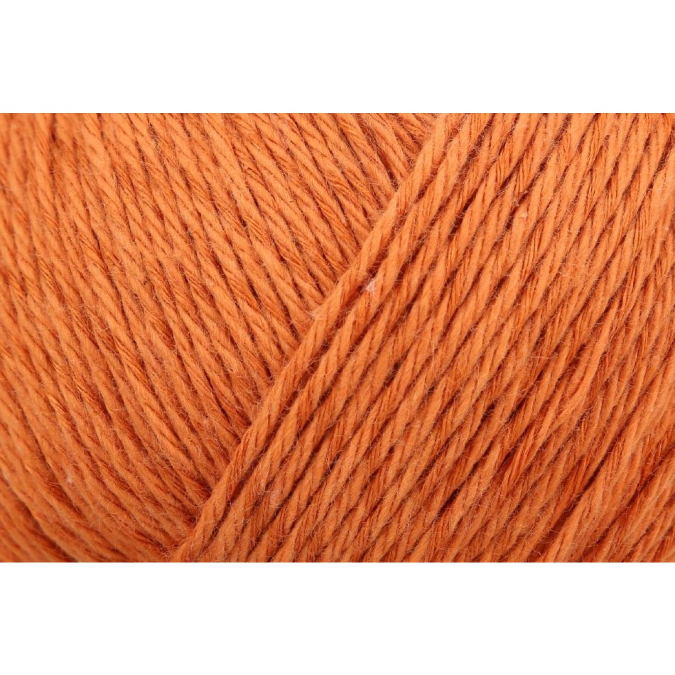 Anchor Cotton Linen colour 00011 ginger