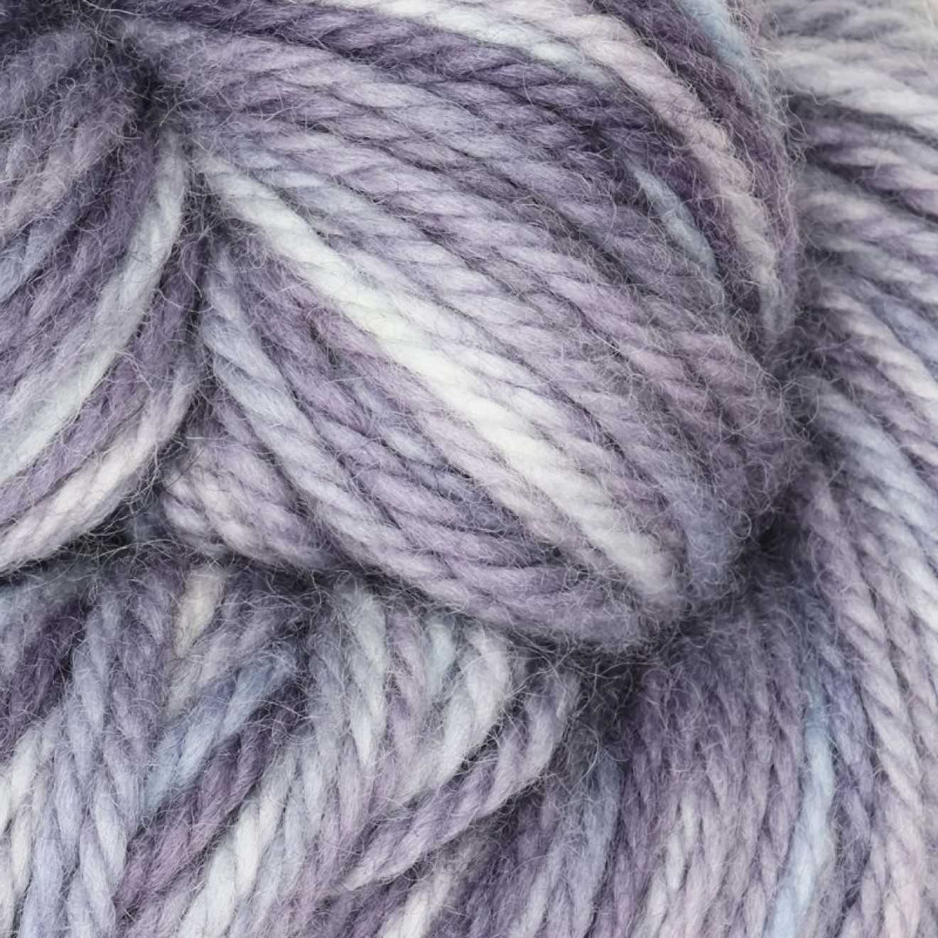 The Oxford Company Violet Jane Kammgarn color colour col. Blue Dove