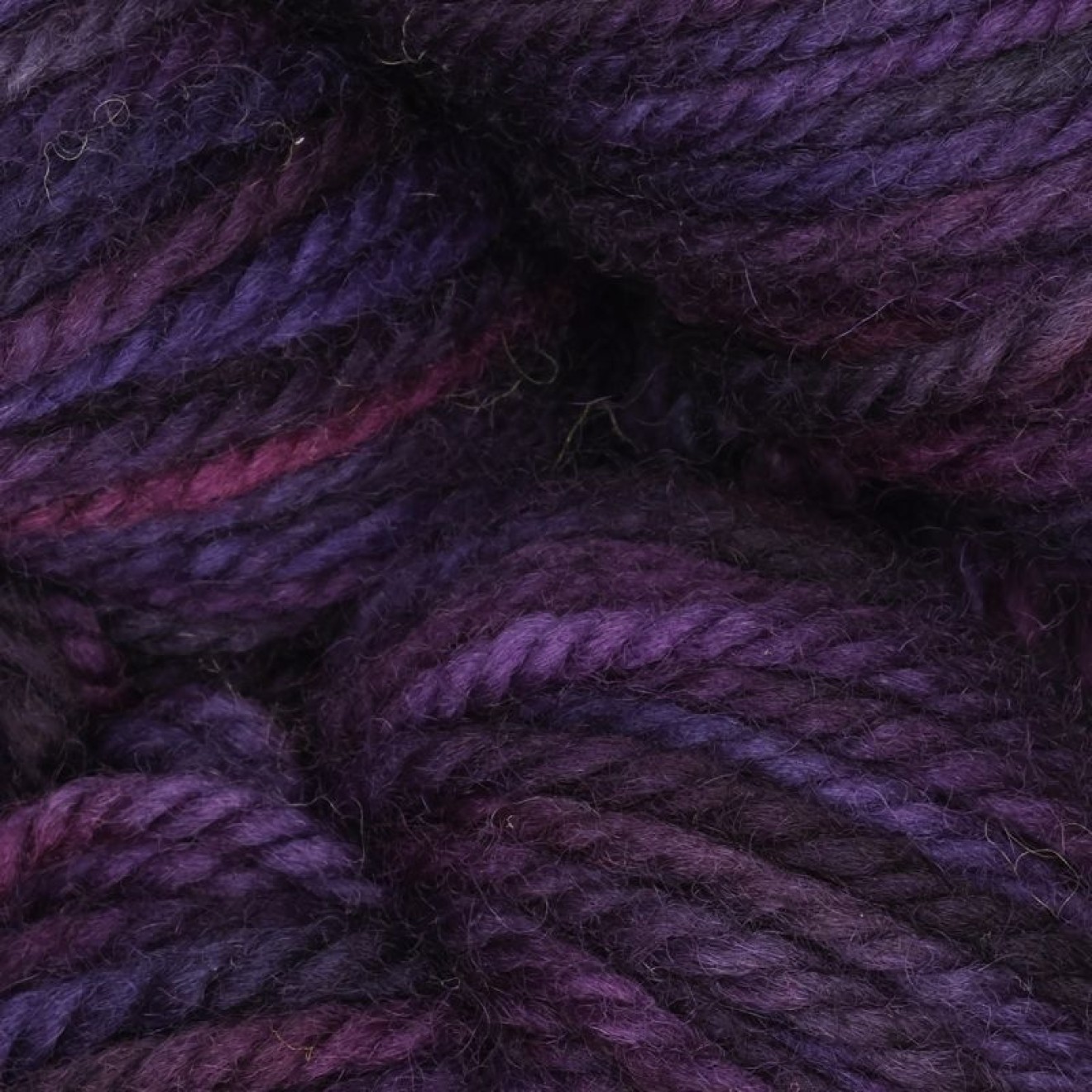 The Oxford Company Violet Jane Kammgarn color colour col. Grape Jam
