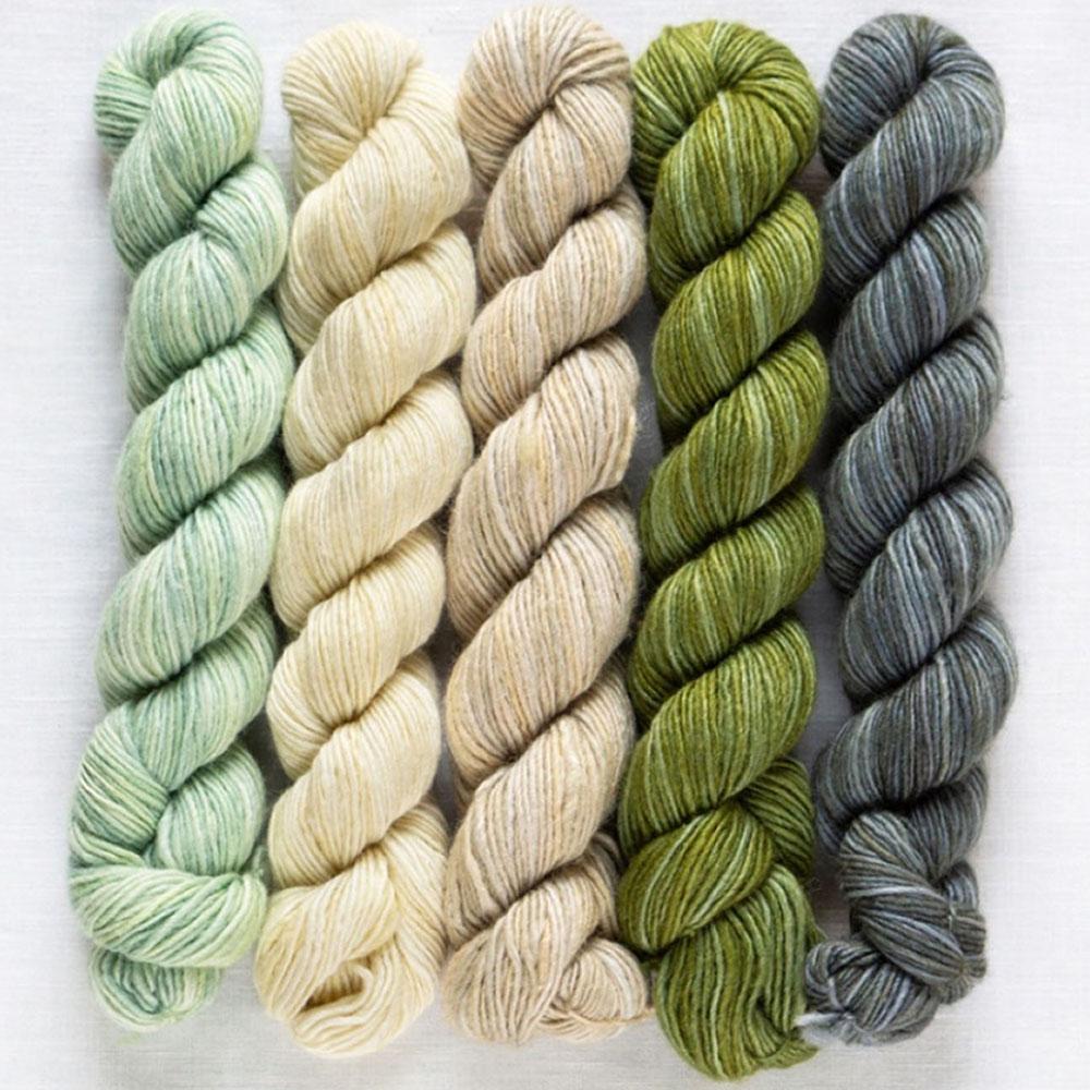 Manos del Uruguay Fino Minis Strickset für Schal & Loop handgefärbt yarn