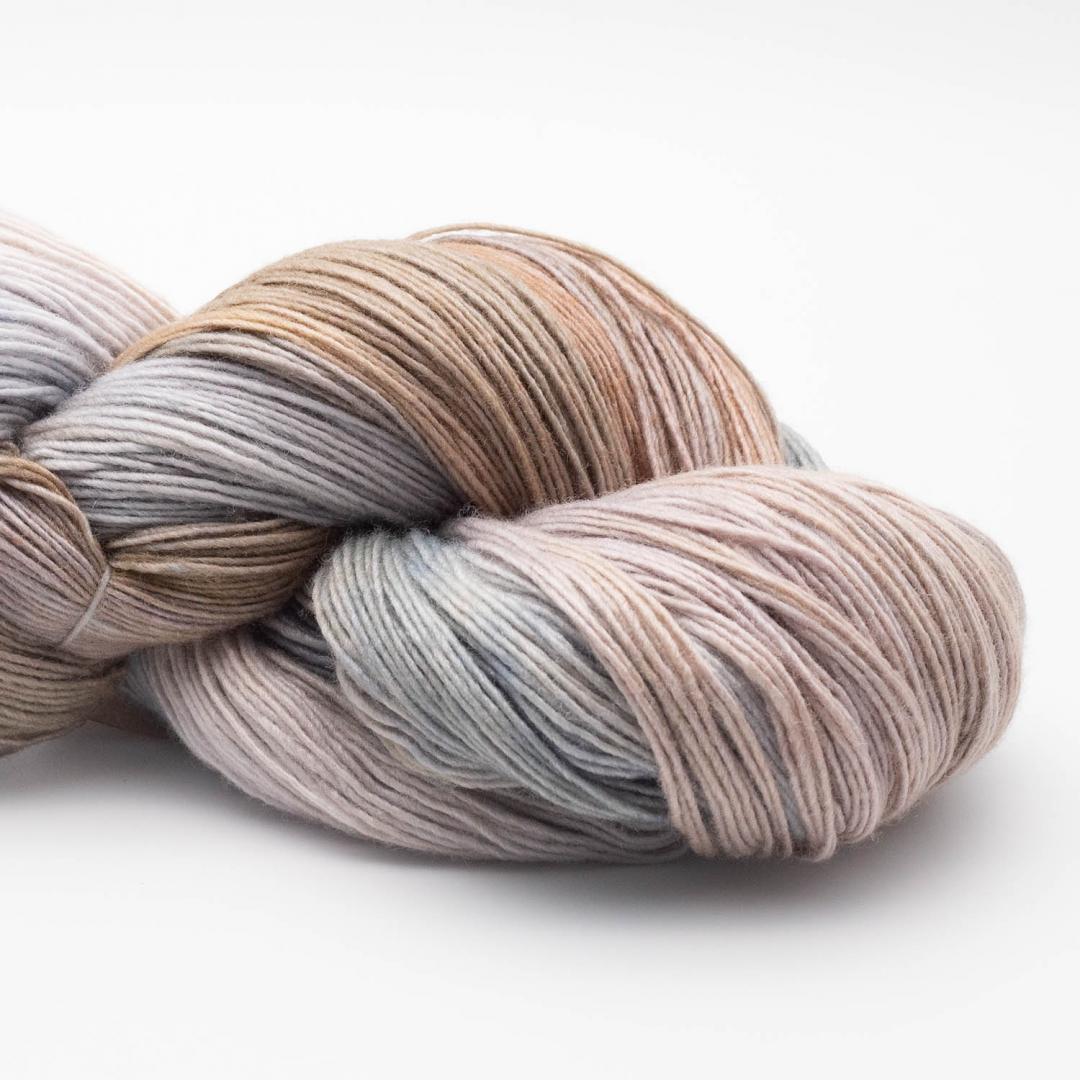 Manos del Uruguay Fino handgefärbt yarn