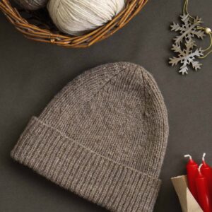 Pattern Nimbus Hat, knitting, knitting yarn, knitting pattern, knitting kit, yarn alternatives, yarn substitution, pattern download