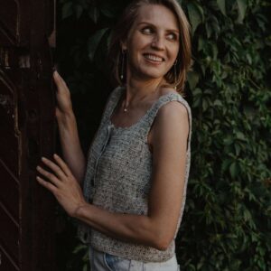 Pattern Rome Top, knitting, knitting yarn, knitting pattern, knitting kit, yarn alternatives, yarn substitution, pattern download