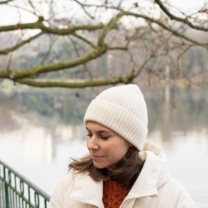 Pattern Jeannie Beanie, knitting, knitting yarn, knitting pattern, knitting kit, yarn alternatives, yarn substitution, pattern download