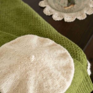 Haru Beret pattern - Pattern Haru Beret - soft rounded shape - back view