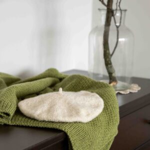 Haru Beret pattern - Pattern Haru Beret - soft rounded shape - side view