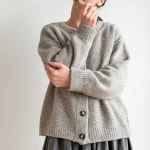 Cardigan Meadow Kit - Back view detail